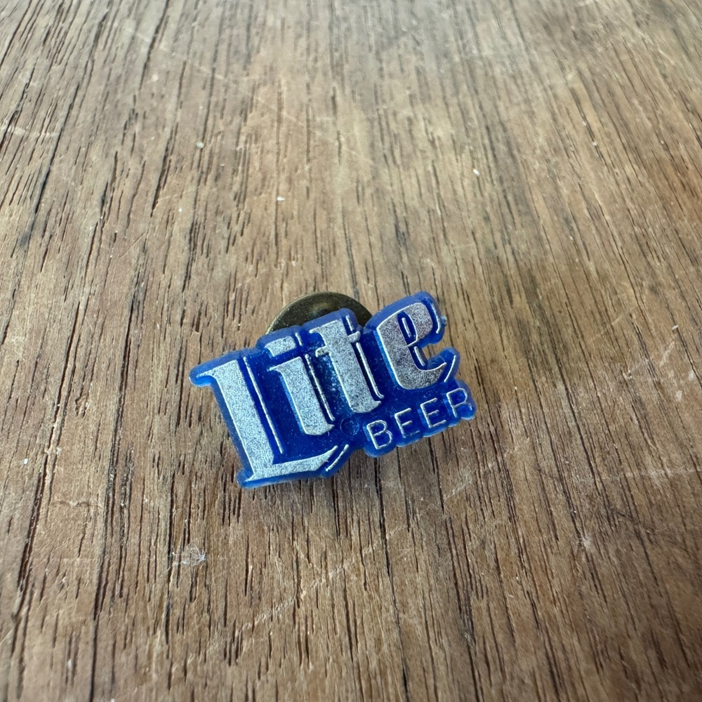 Vintage Miller Lite‎ Plastic Blue Silver Lapel Hat Pin Brooch